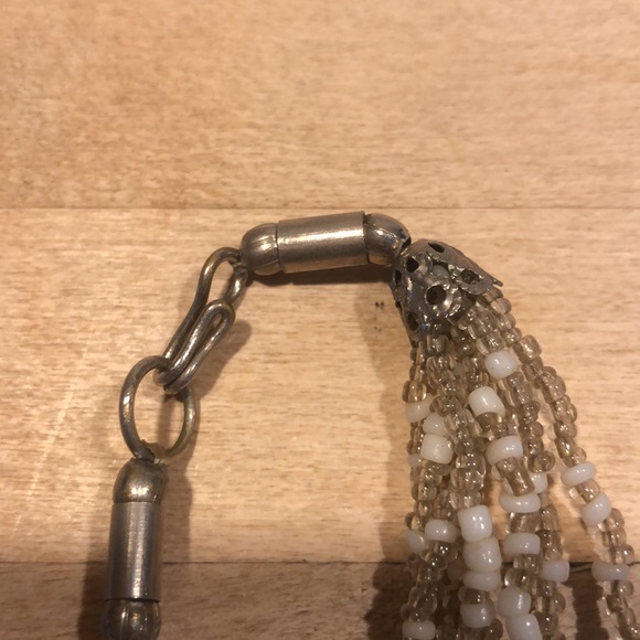 Beaded necklace - Picture 5 of 6